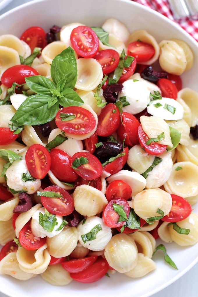 Caprese Pasta Salad with Olives - Green Valley Kitchen