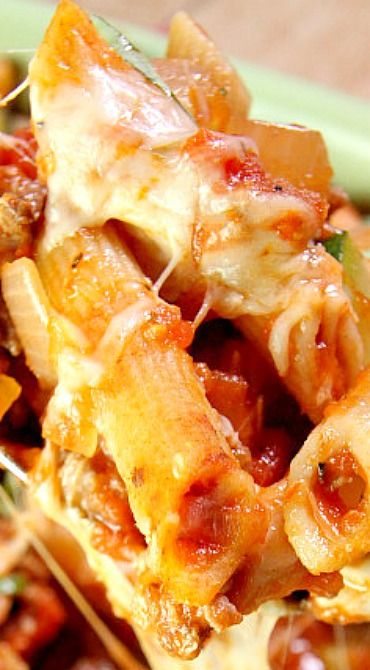 Cheesy Beef and Pasta Casserole - Recipe Girl