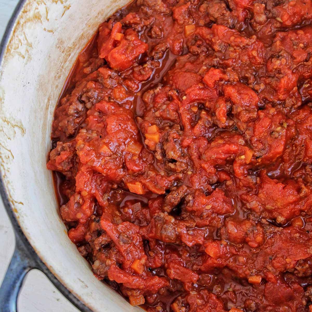Italian Bolognese Ragu (6 Ingredients)